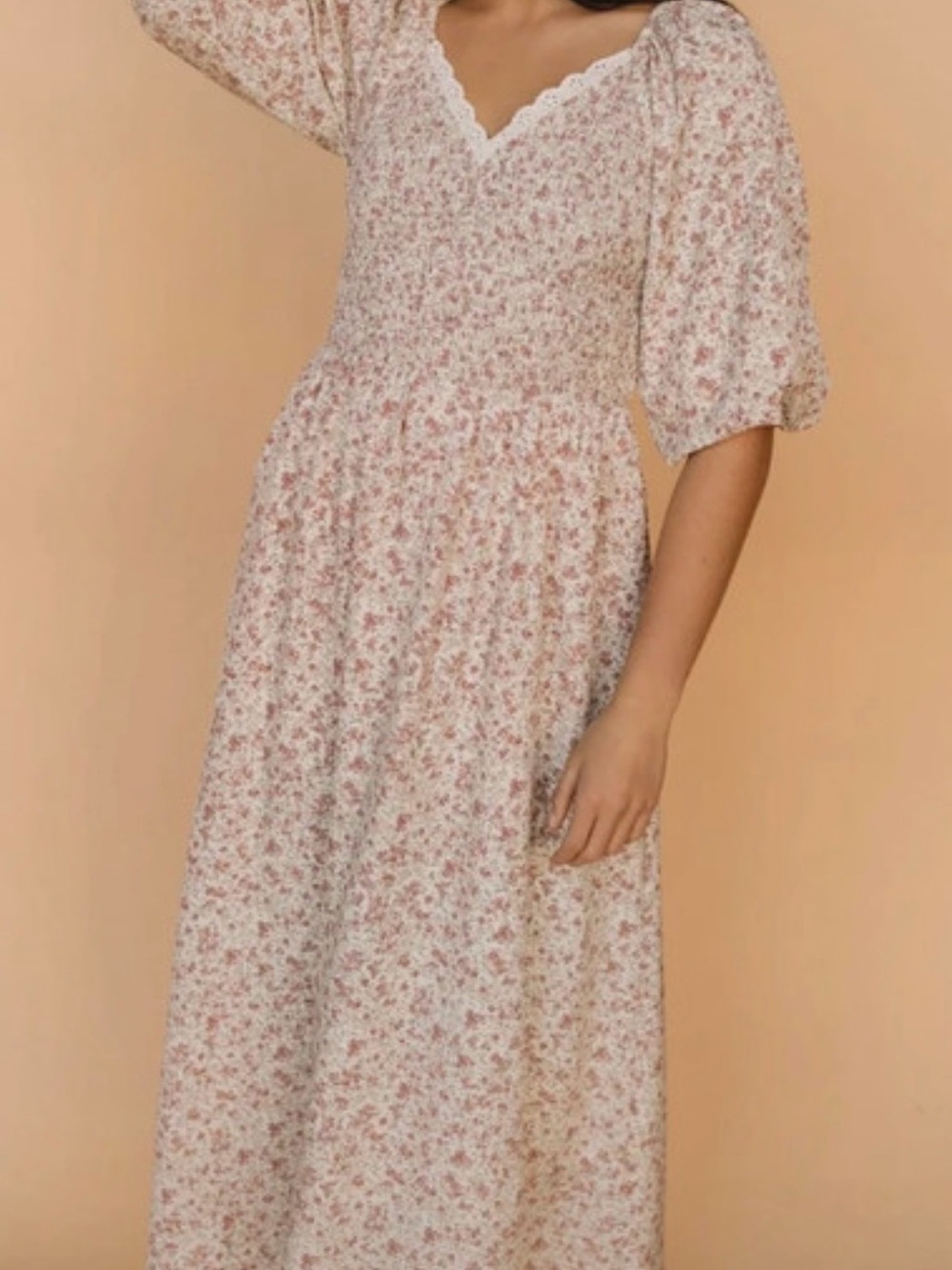 Beautiful Smocked V-Neck Midi Dress in Dusty Rose Floral